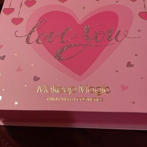 Makeup Magic Love You Palette - Pink with music 🎶